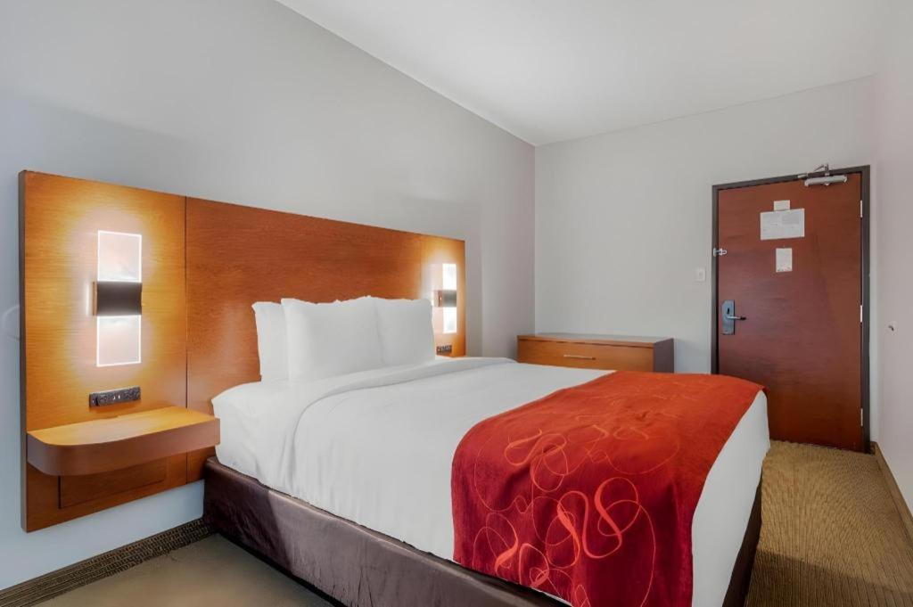 Comfort Suites La Porte - Baytown Exterior photo
