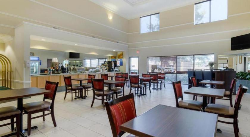 Comfort Suites La Porte - Baytown Exterior photo